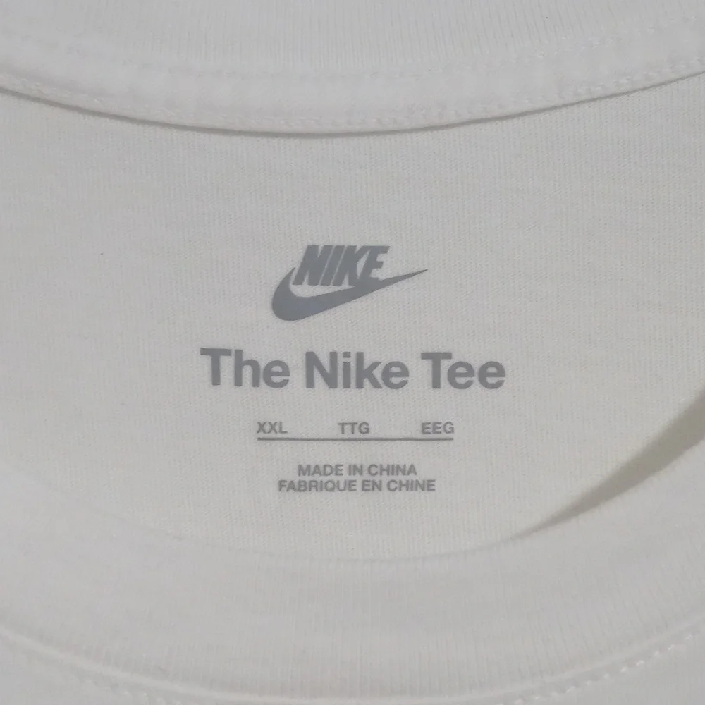 🇯🇵RARE Nike🇯🇵 - Exclusive Limited Edition Tokyo Shibuya Swoosh Tee